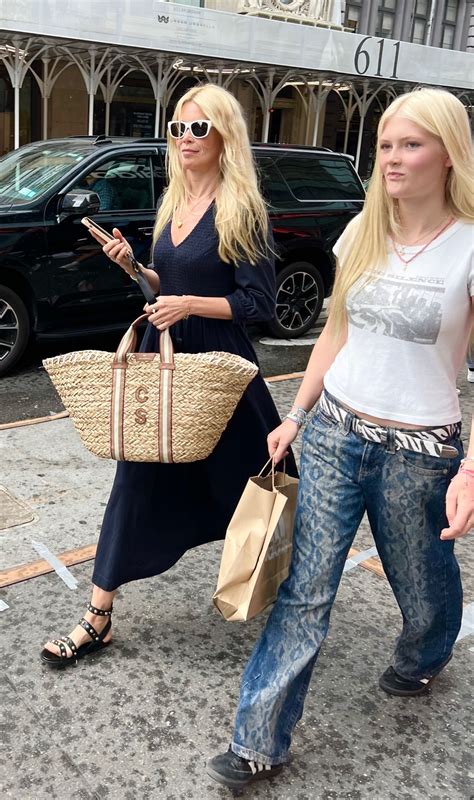 claudia schiffer daughters